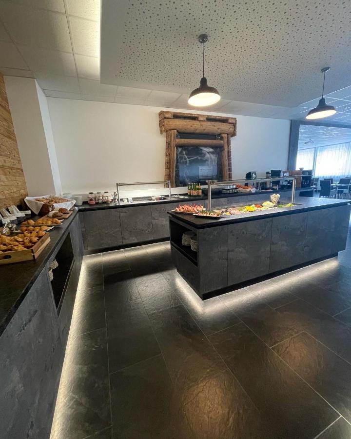 Hotel Fohnsdorf Bagian luar foto